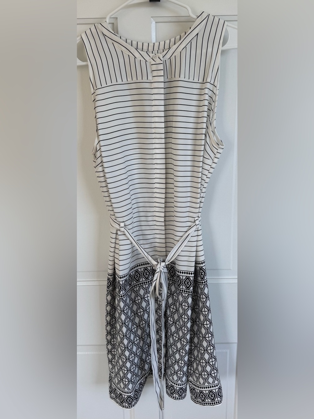 A New Day XL Sleeveless Tie Waist Dress Black White Striped Geometric